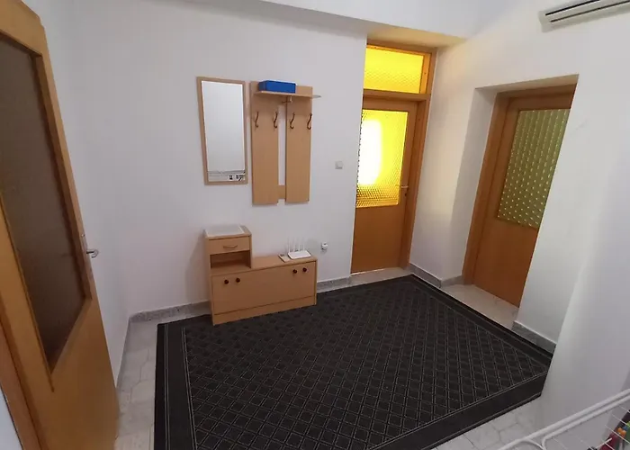 House Vukelic